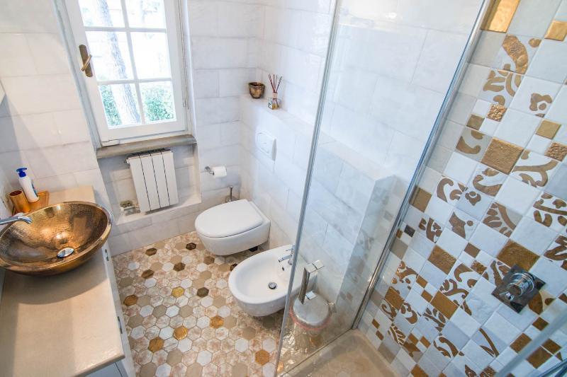 Holiday Home Villetta Cinquale Luaran gambar